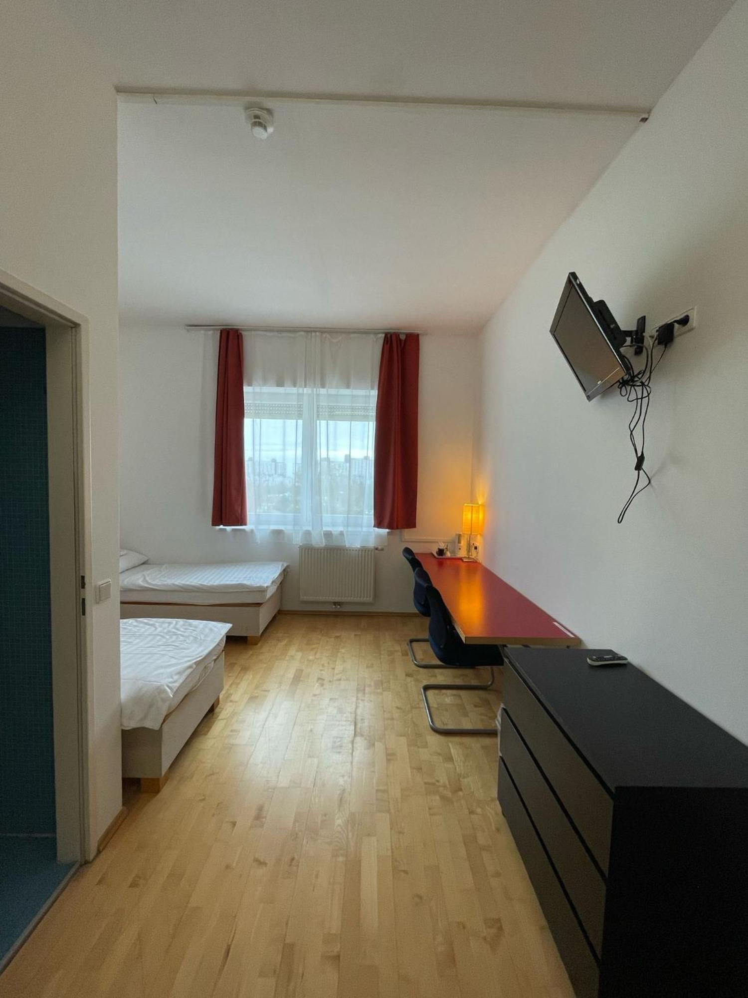 Workbase Hostel Wien Eksteriør bilde