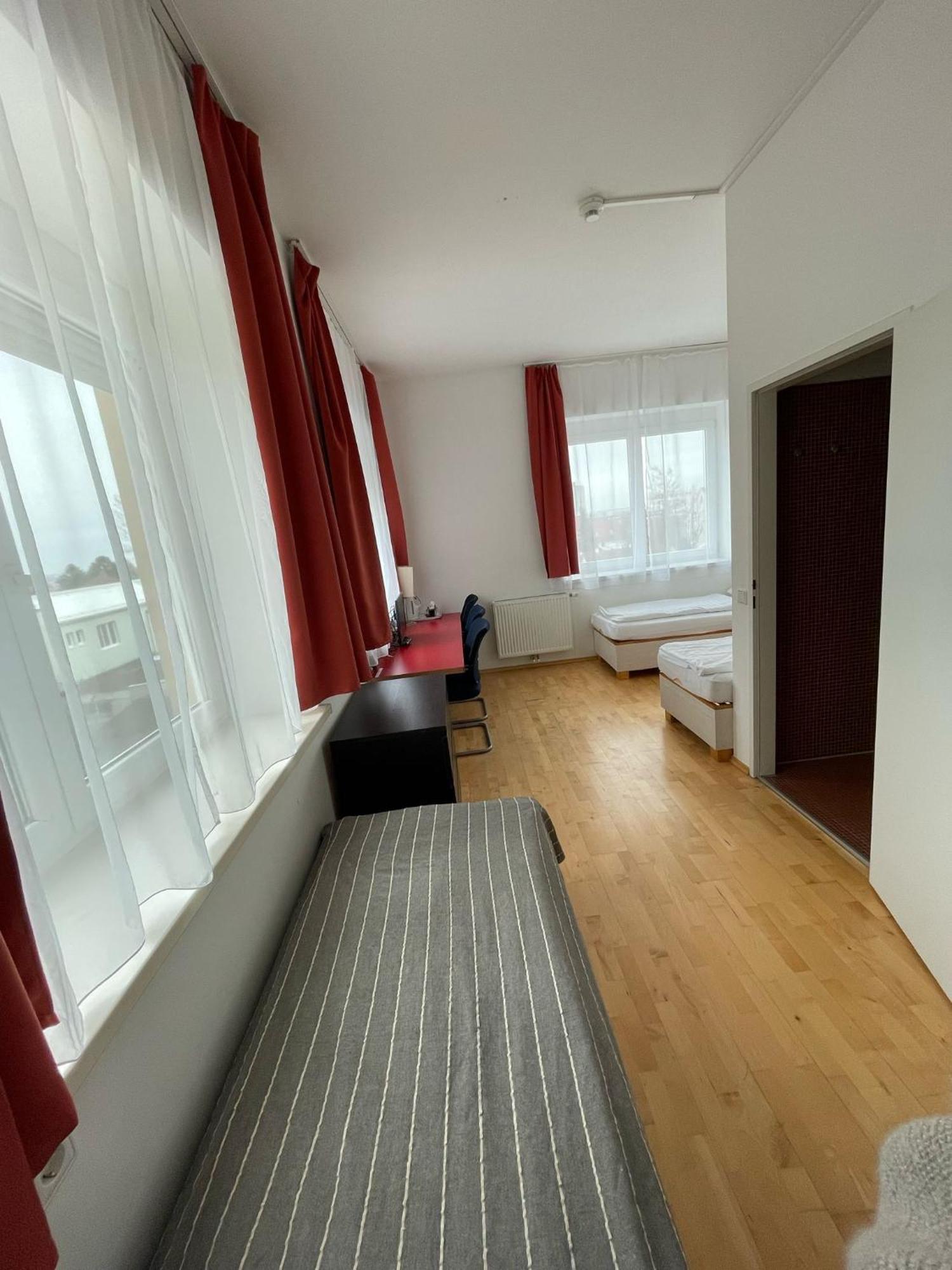 Workbase Hostel Wien Eksteriør bilde