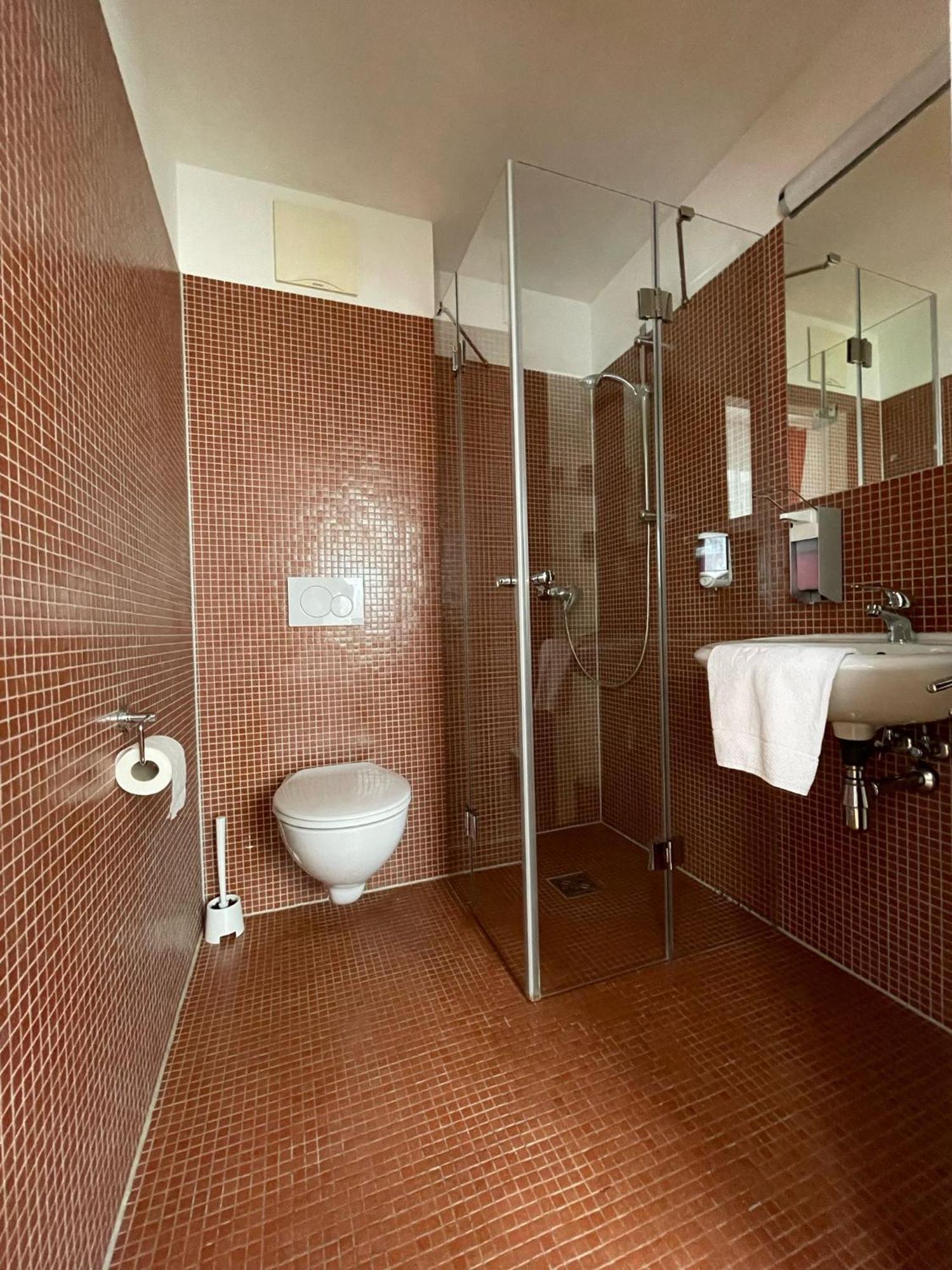 Workbase Hostel Wien Eksteriør bilde