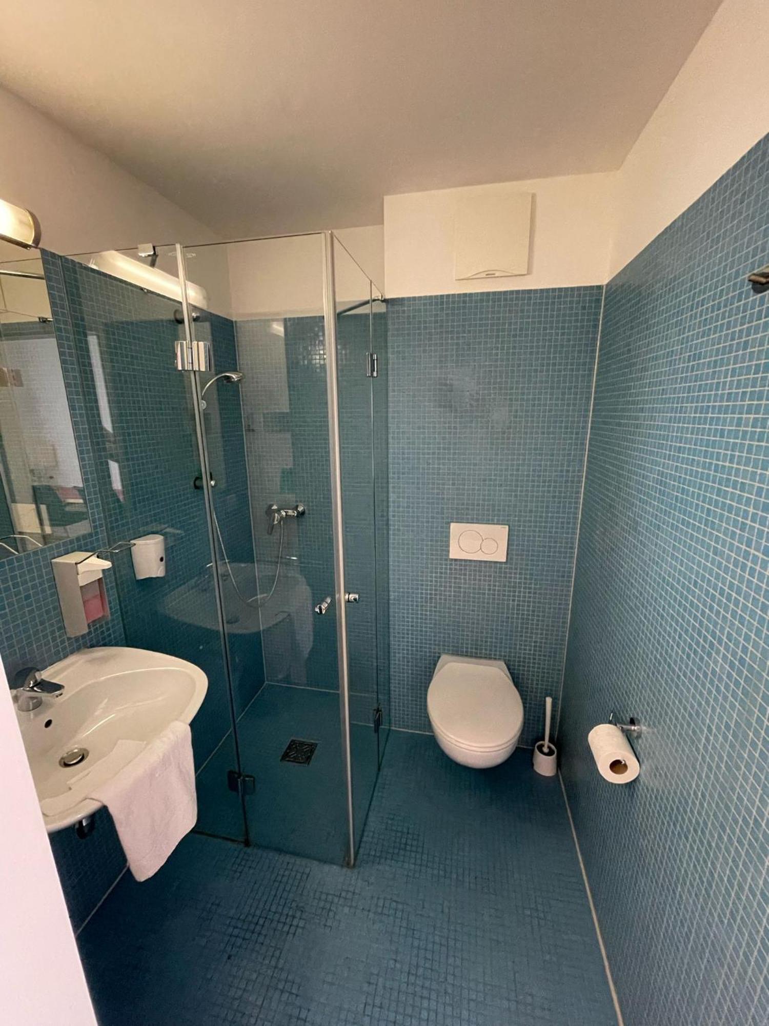 Workbase Hostel Wien Eksteriør bilde